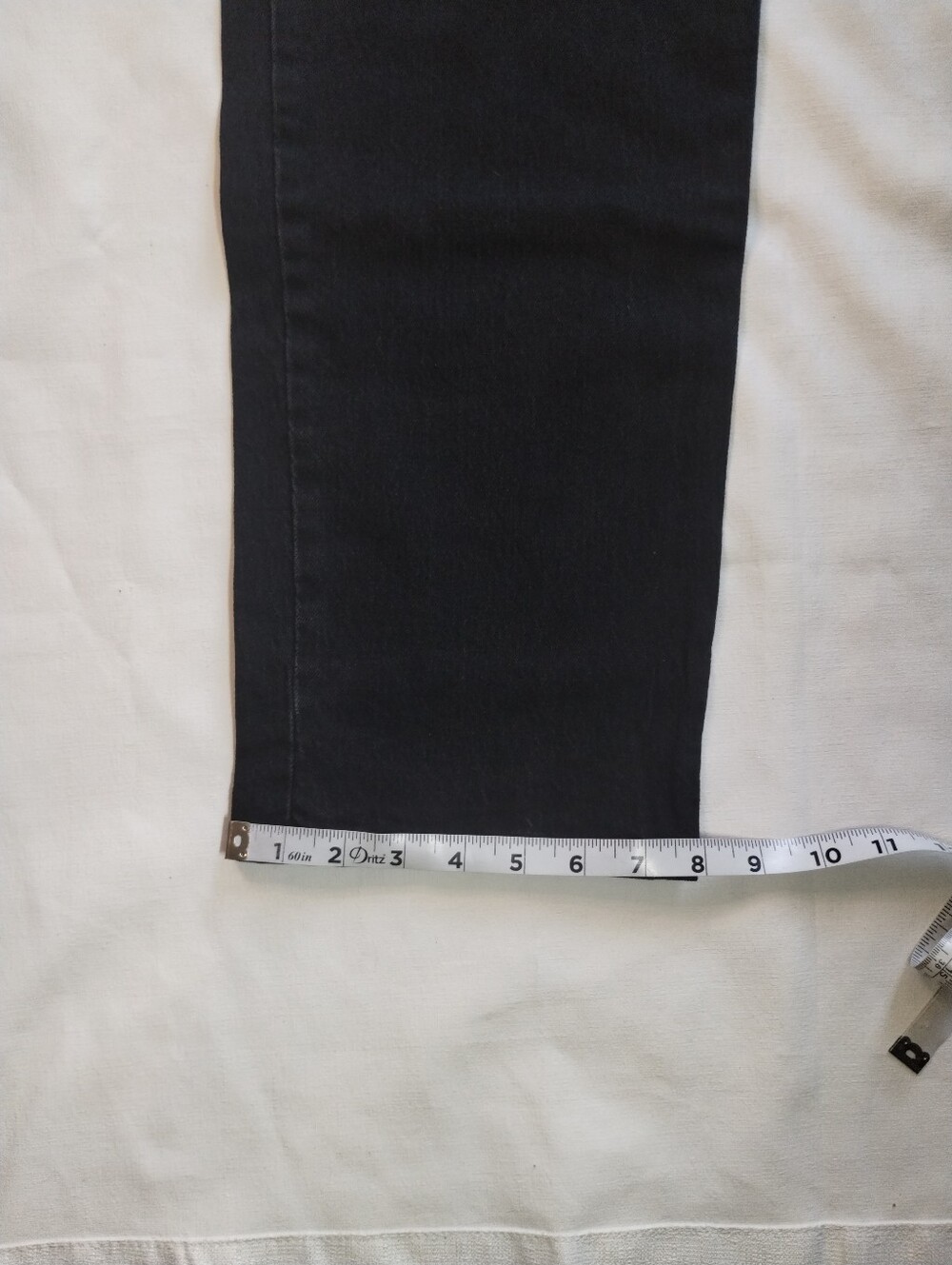 Universal Thread High Rise 90's Straight Jeans Leg - Picture 7 of 13